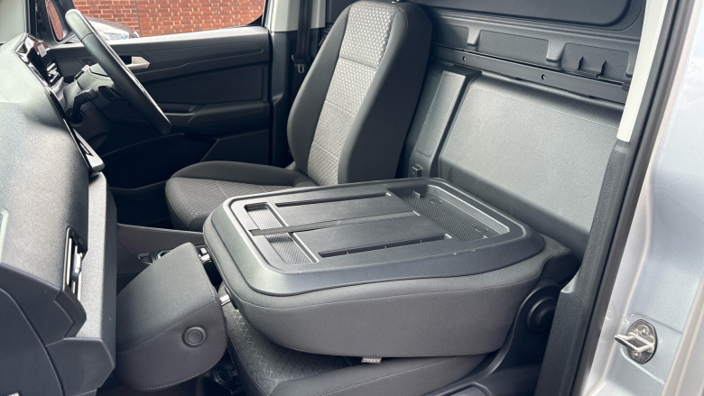 Ford Transit Connect 250 L2 Petrol 1.5 EcoBoost PHEV 150 Limited Van Auto